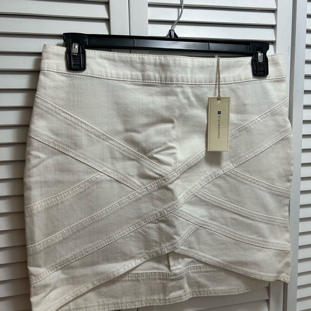 BCBGMaxAzria Ivory Cross-Panel Mini Skirt